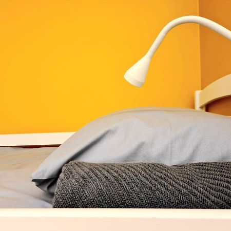 Railway Bed Hostel Каунас Екстер'єр фото